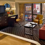 Marriott-Marquis-Times-Square_New-York_NY_guestroom